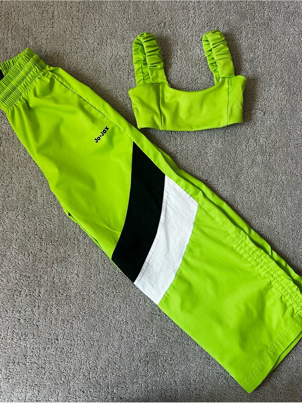 Jo+Jax Neon Lime Activewear Set - Youth Small